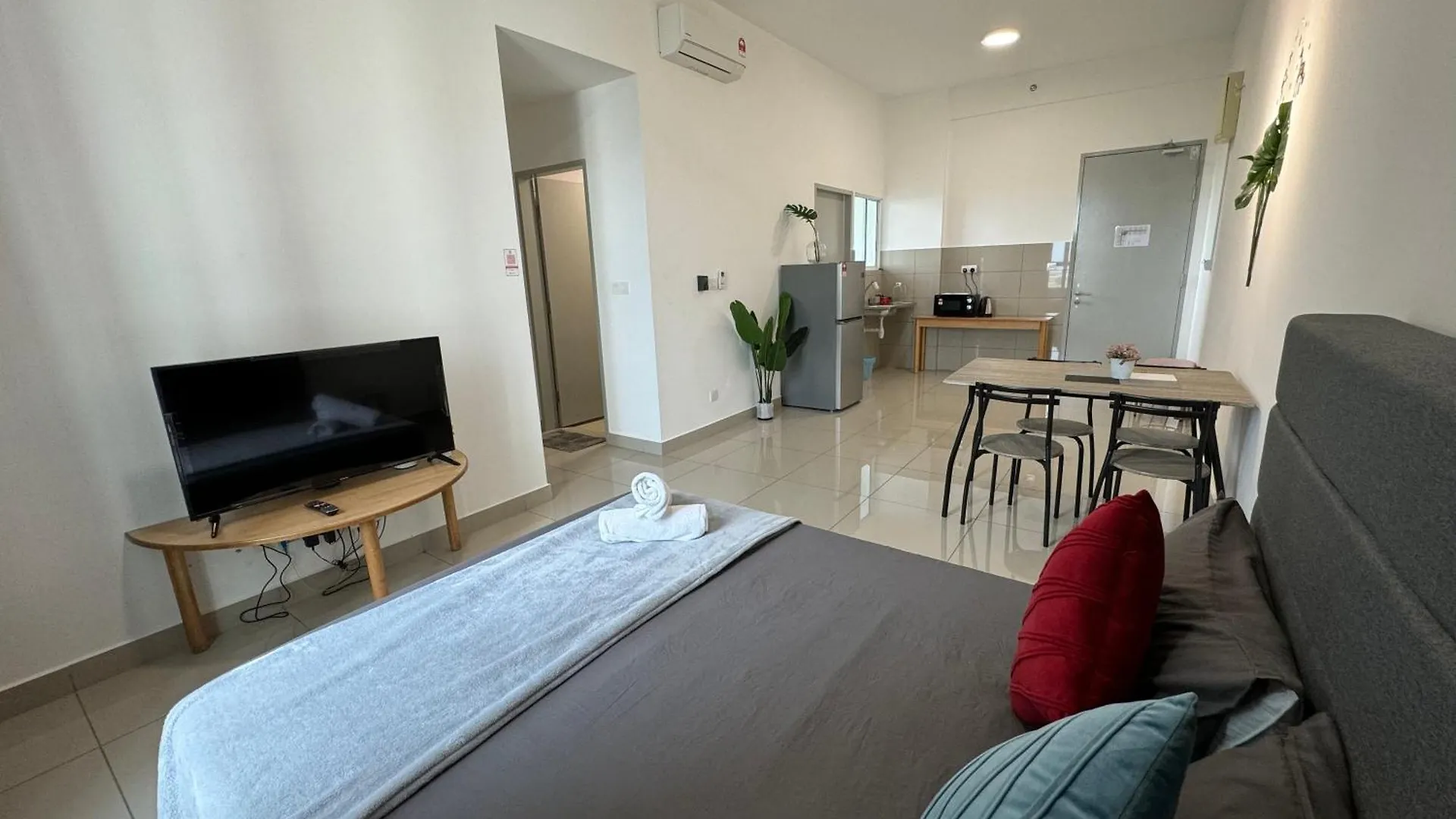 Ambercove - Pool /Sea View - 4~6Pax Apartment Malacca