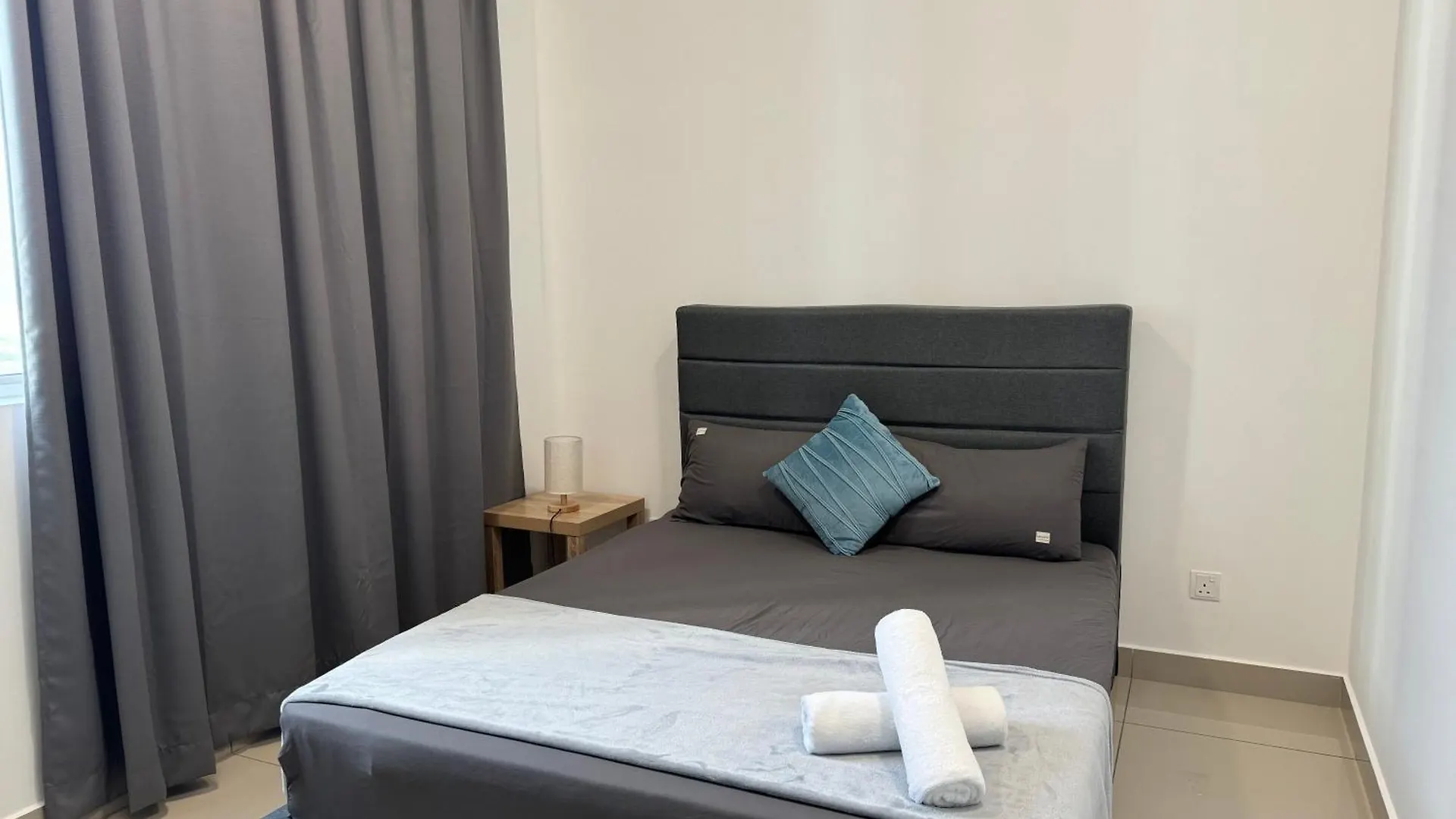 Ambercove - Pool /Sea View - 4~6Pax Apartment Malacca