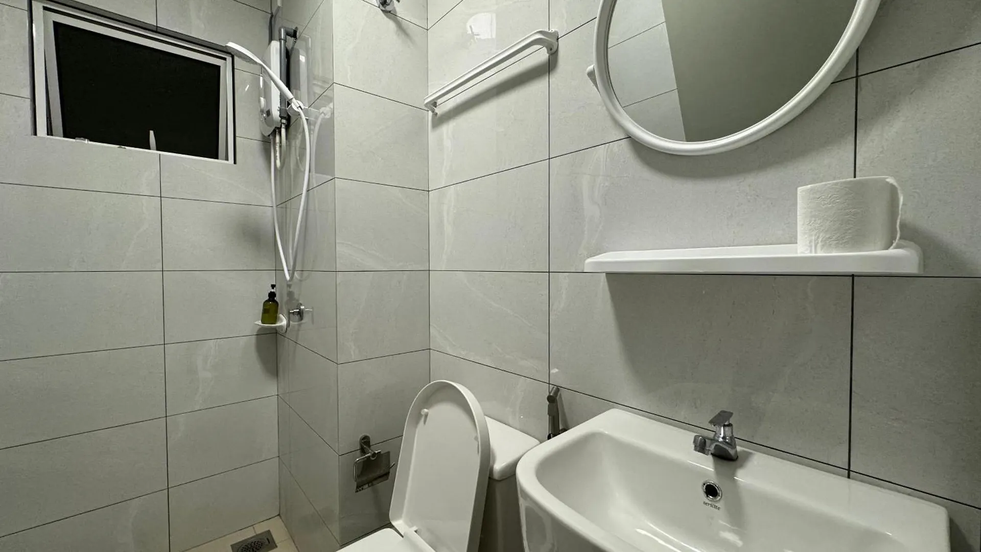 Ambercove - Pool /Sea View - 4~6Pax Apartment Malacca Malaysia