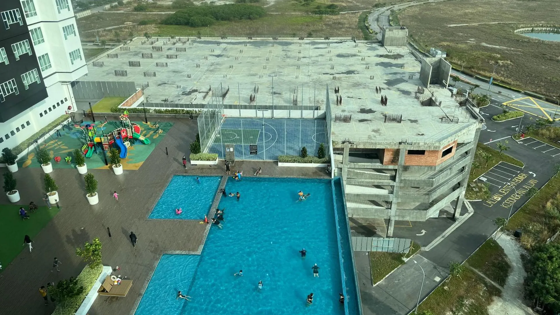 Ambercove - Pool /Sea View - 4~6Pax Apartment Malacca